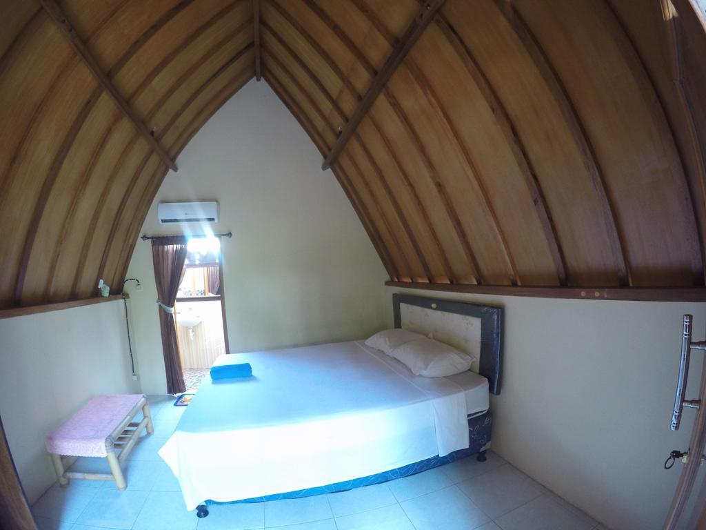Hello Lumbung Homestay ギリ・アイル エクステリア 写真