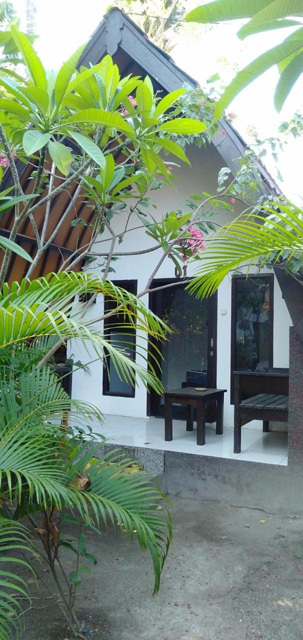 Hello Lumbung Homestay ギリ・アイル エクステリア 写真